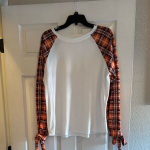 White and Plaid Long Sleeve Top
